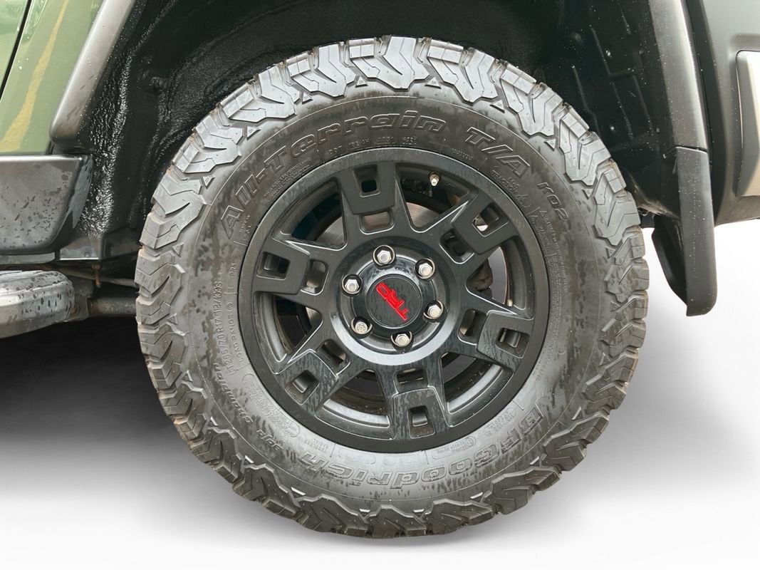 Used 2011 Toyota FJ Cruiser 4WD image 36