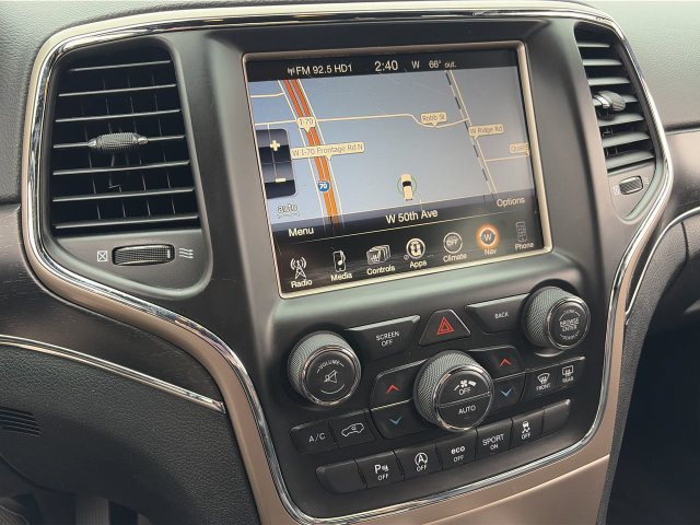 Used 2016 Jeep Grand Cherokee Limited w/ Trailer Tow Group IV AWD/4WD image 27