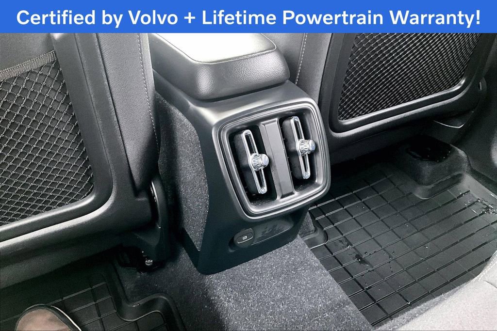 Certified 2023 Volvo XC40 B5 Core image 31