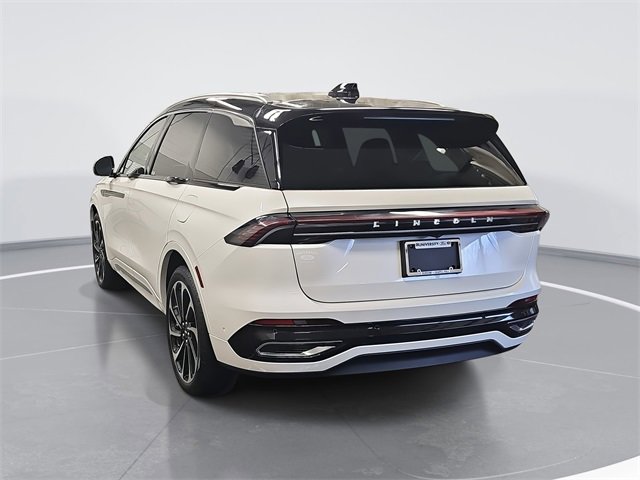 Used 2024 Lincoln Nautilus Black Label image 5