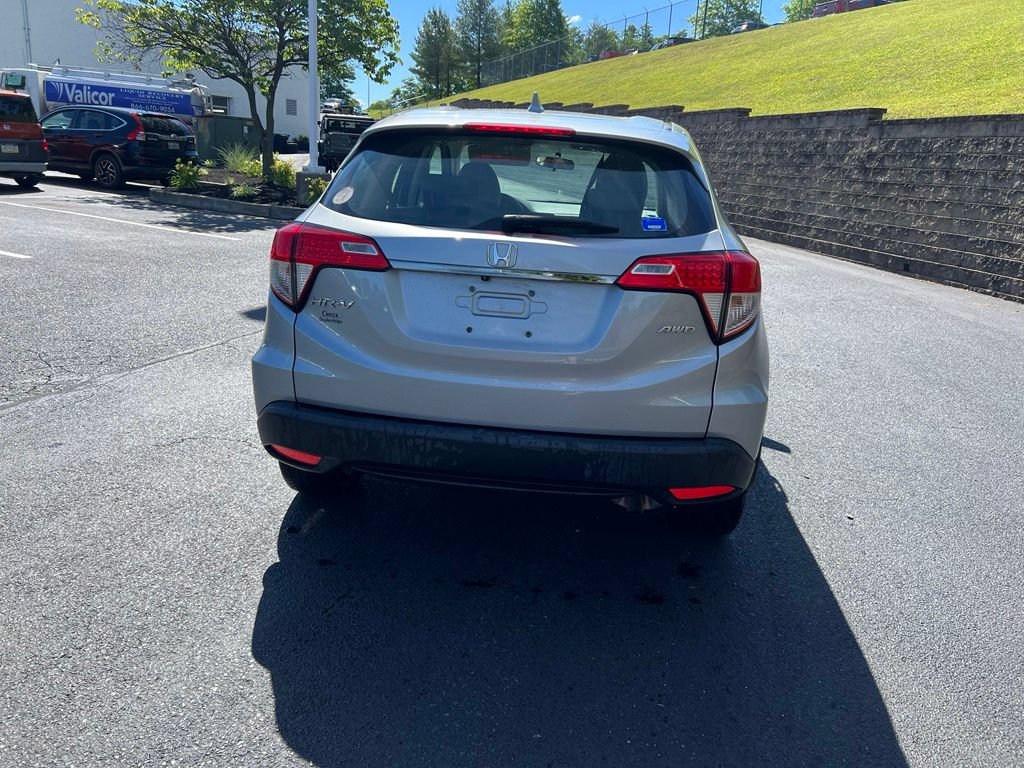 Used 2019 Honda HR-V LX image 5