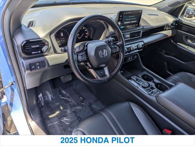 Certified 2025 Honda Pilot TrailSport image 14