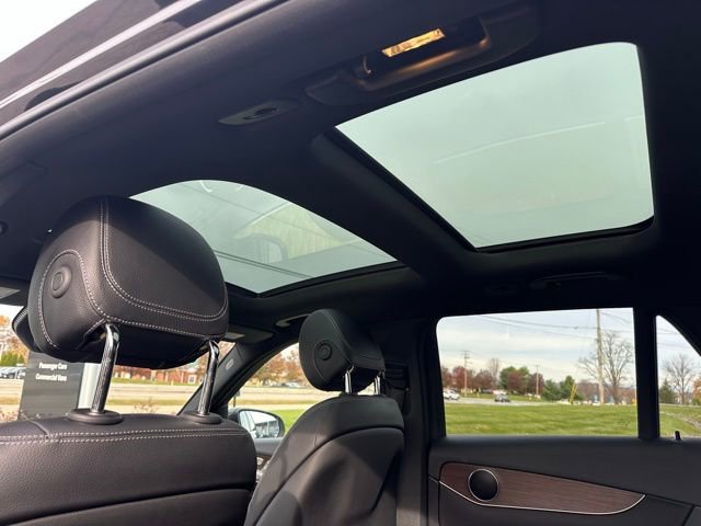 Certified 2022 Mercedes-Benz GLC 300 4MATIC image 40