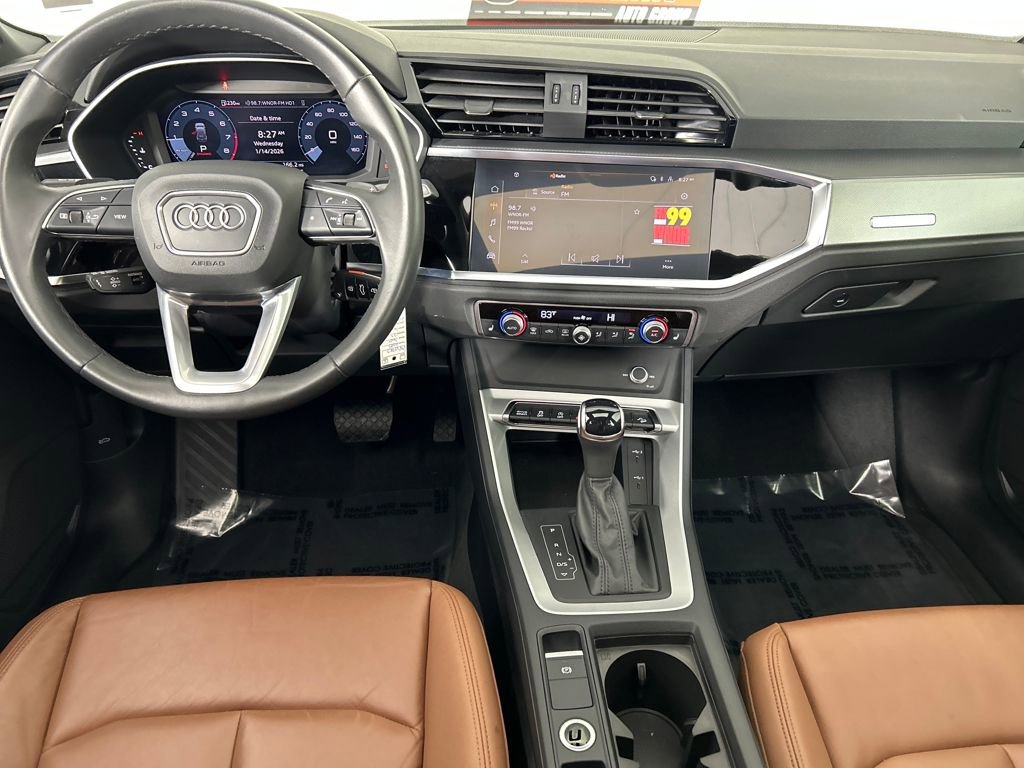 Used 2025 Audi Q3 2.0T Premium image 18