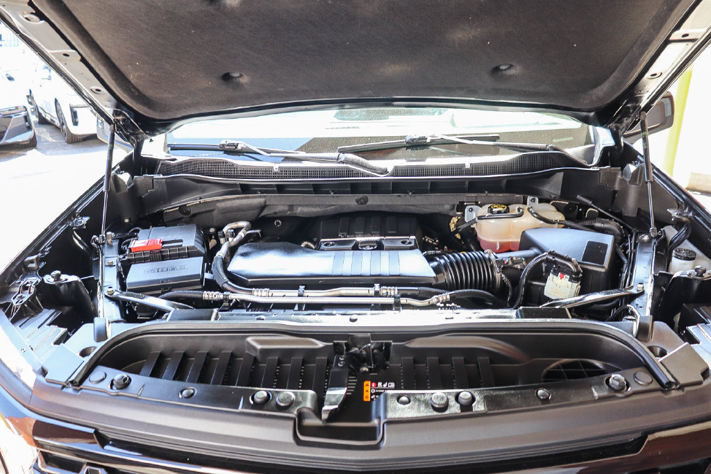 Used 2024 Chevrolet Silverado 1500 LT Trail Boss AWD/4WD image 26