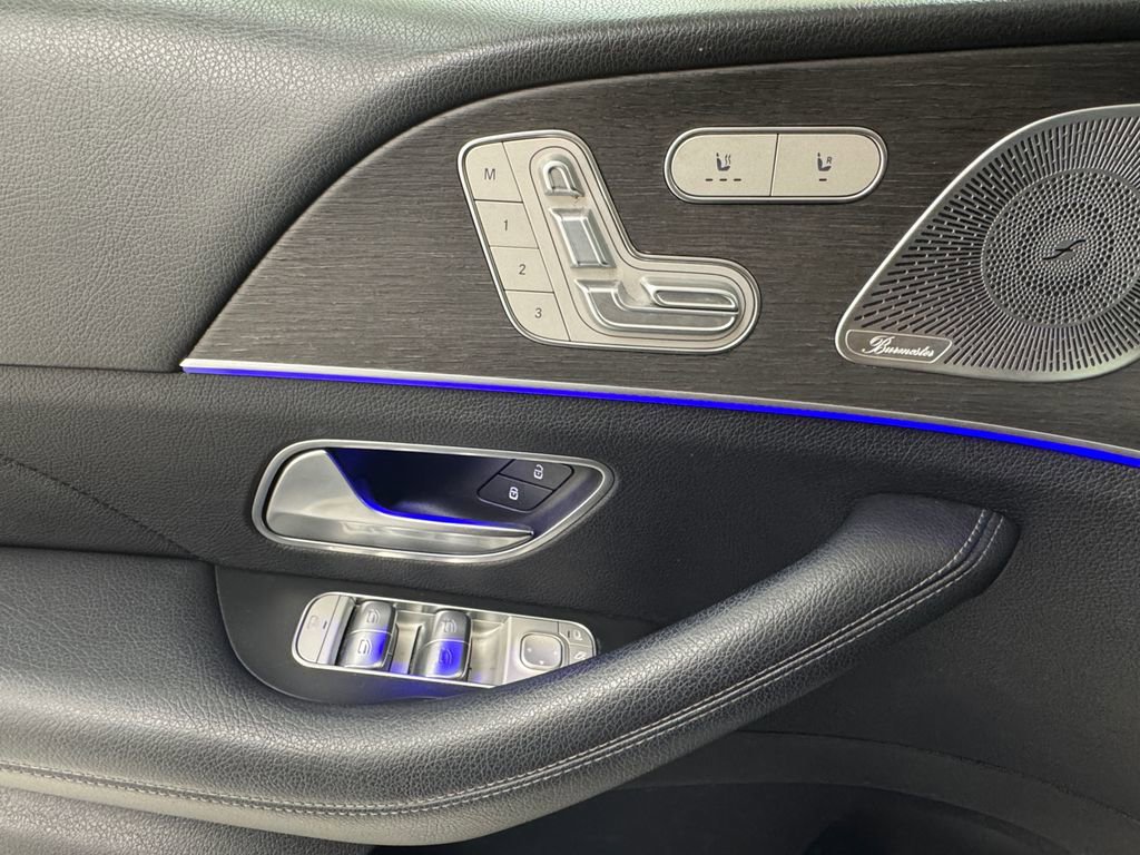 Used 2020 Mercedes-Benz GLS 450 4MATIC image 34