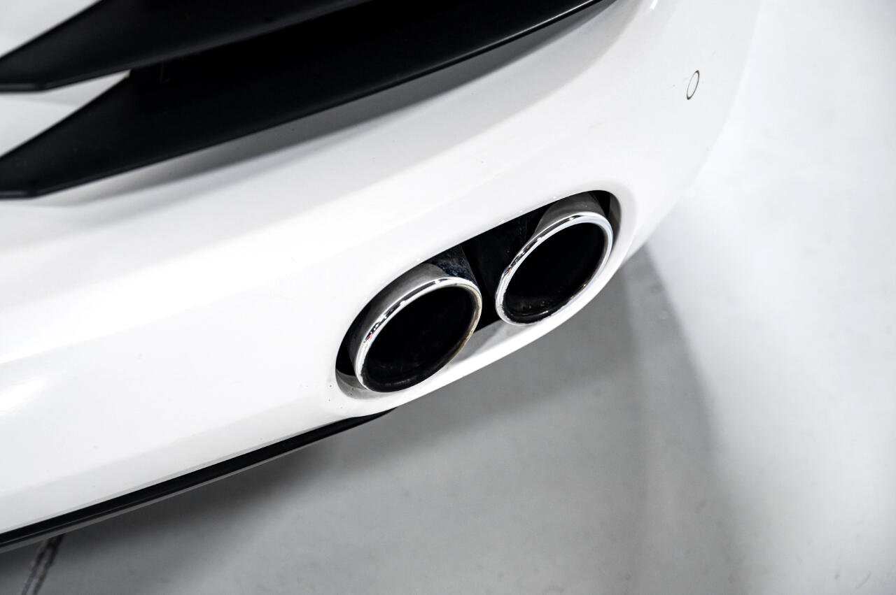 Used 2009 Audi R8 V8 image 18