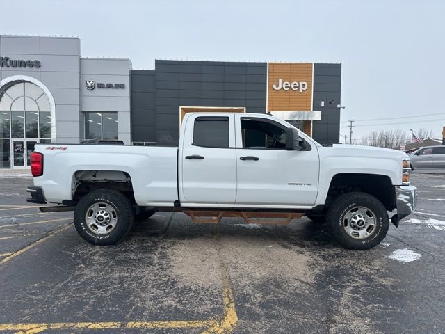 Used 2017 Chevrolet Silverado 2500 W/T w/ Snow Plow Prep Package image 3