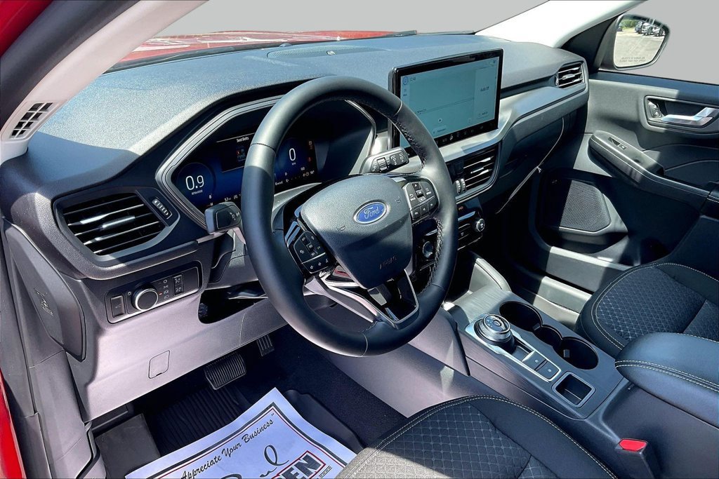 New 2026 Ford Escape Active w/ Active Premium Tech Pack FWD image 6