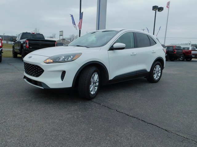 Used 2020 Ford Escape SE image 4
