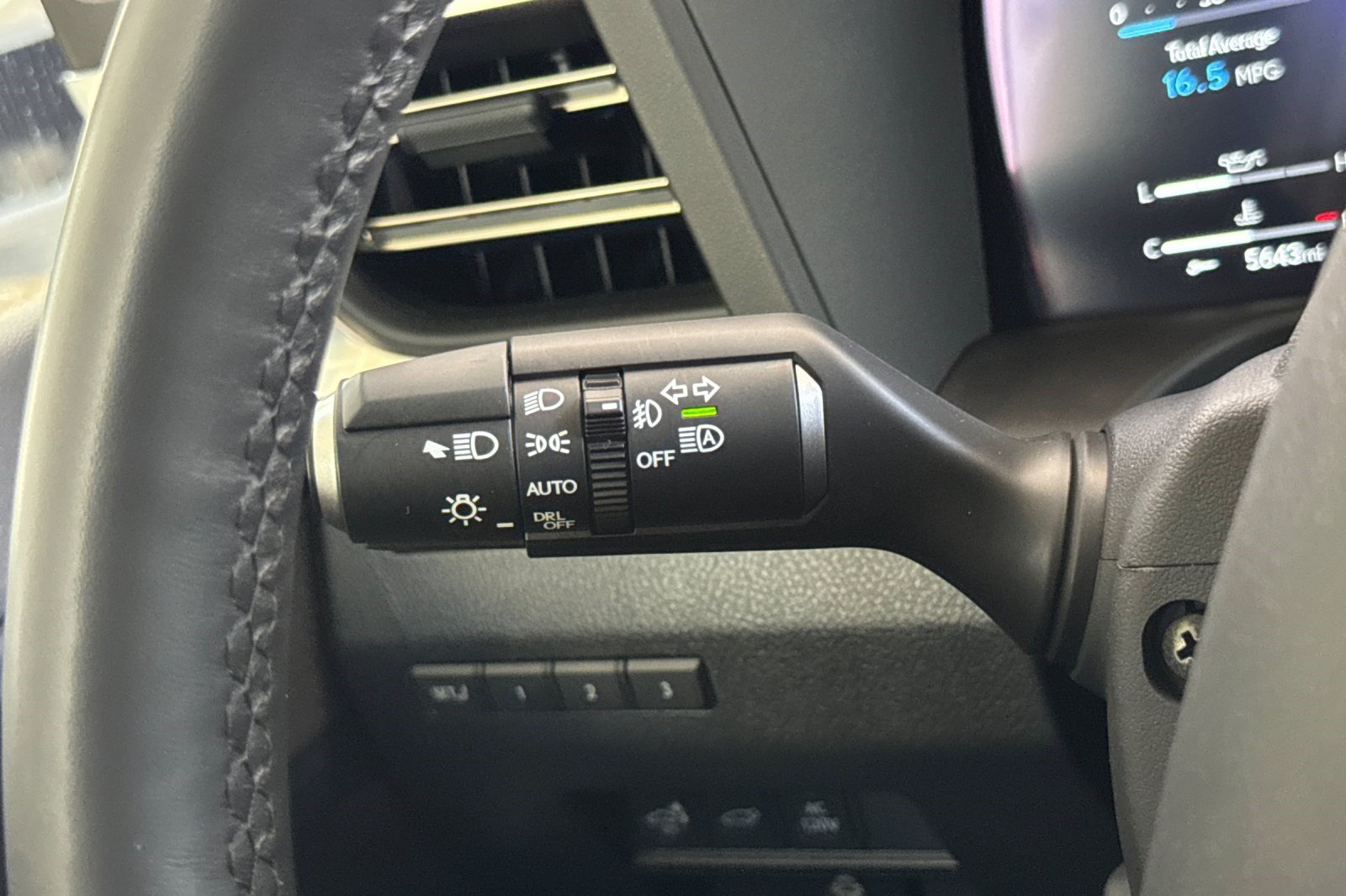 Certified 2024 Lexus GX 550 w/ Accessory Package (Z1) AWD/4WD image 34
