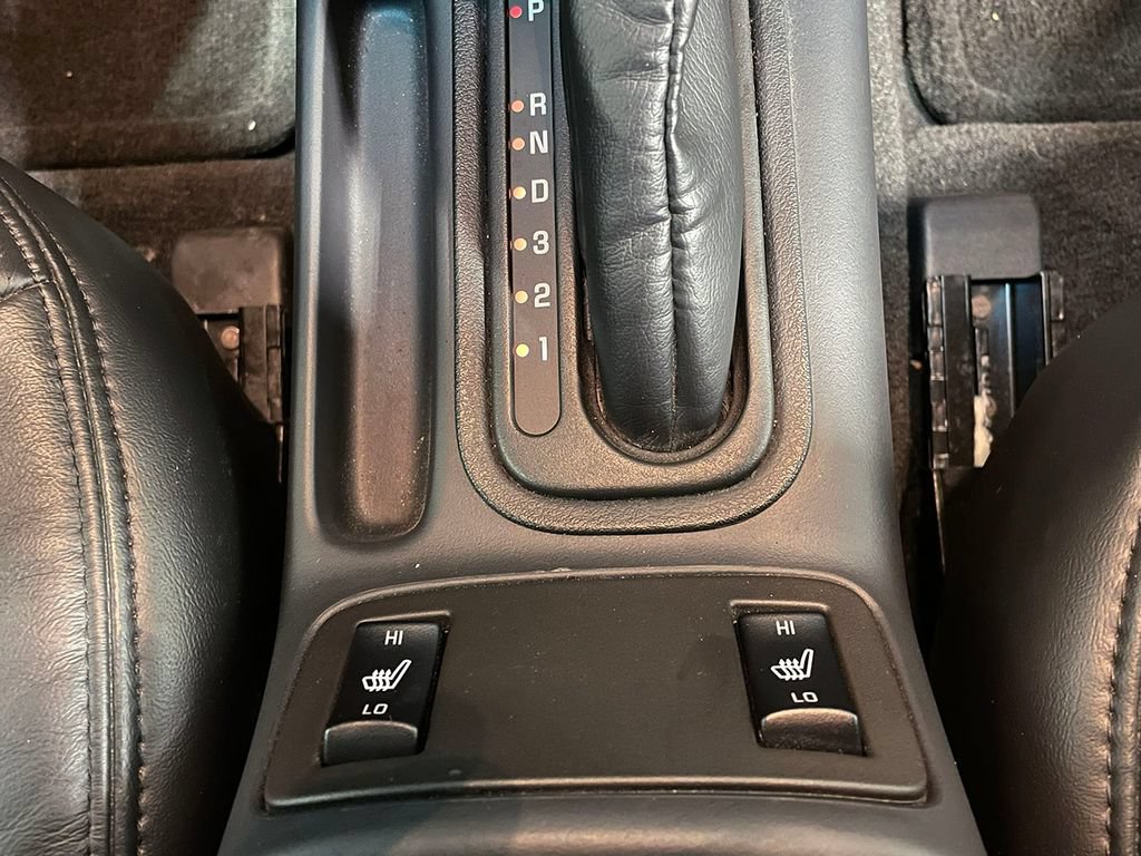 Used 2001 Chevrolet Monte Carlo SS w/ High Sport Appearance Pkg FWD image 83