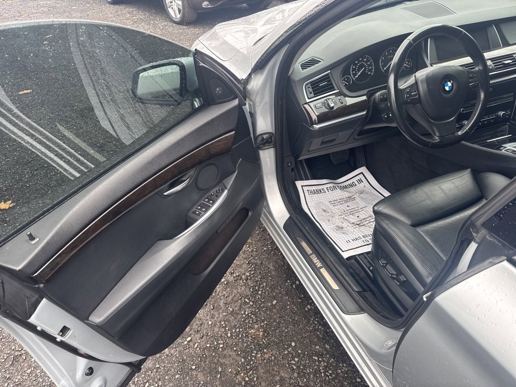 Used 2011 BMW 535i xDrive image 18