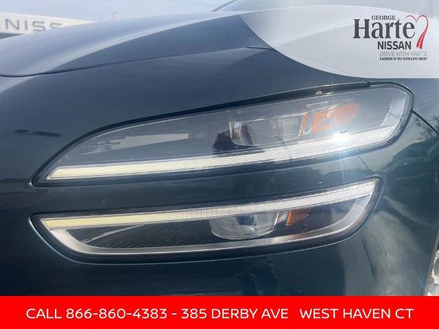 Used 2024 Genesis G70 2.5T image 13