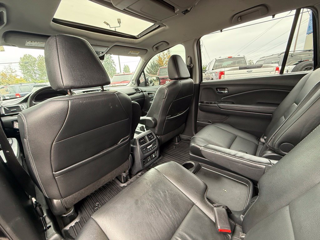 Used 2020 Honda Pilot Touring image 15