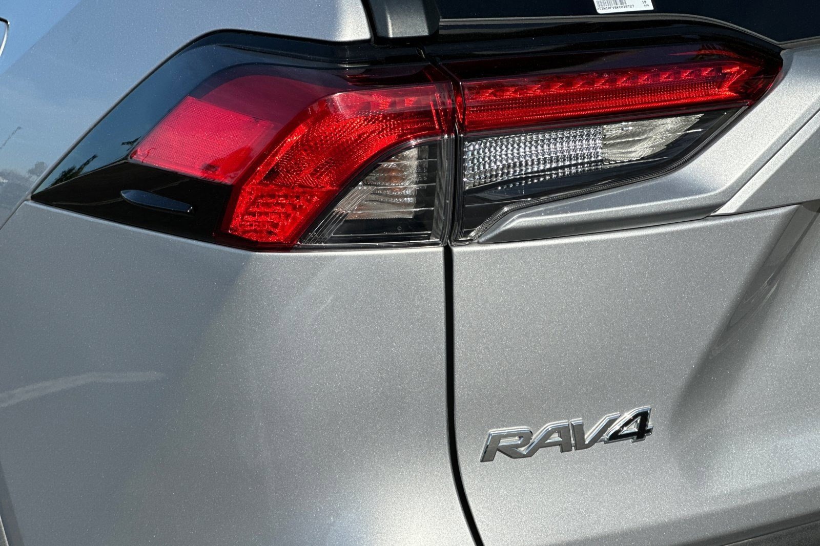 Used 2019 Toyota RAV4 XLE w/ Carpet Mat Package image 13