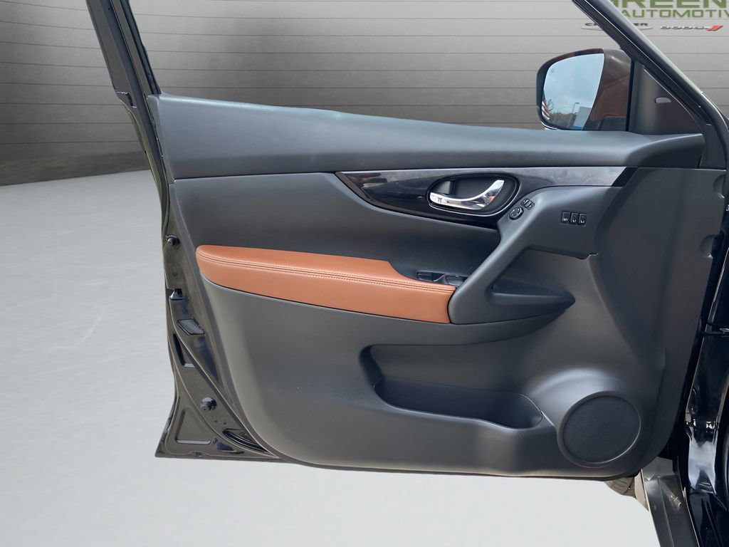 Used 2019 Nissan Rogue SL w/ Premium Package FWD image 21