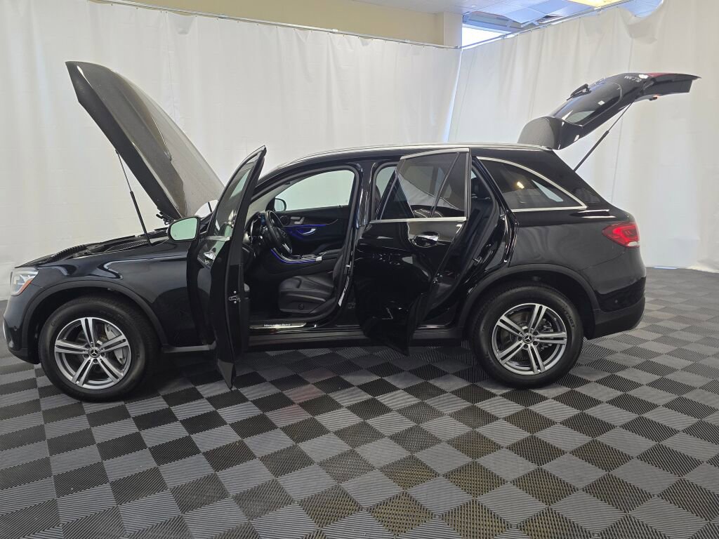 Used 2022 Mercedes-Benz GLC 300 GLC 300 image 12