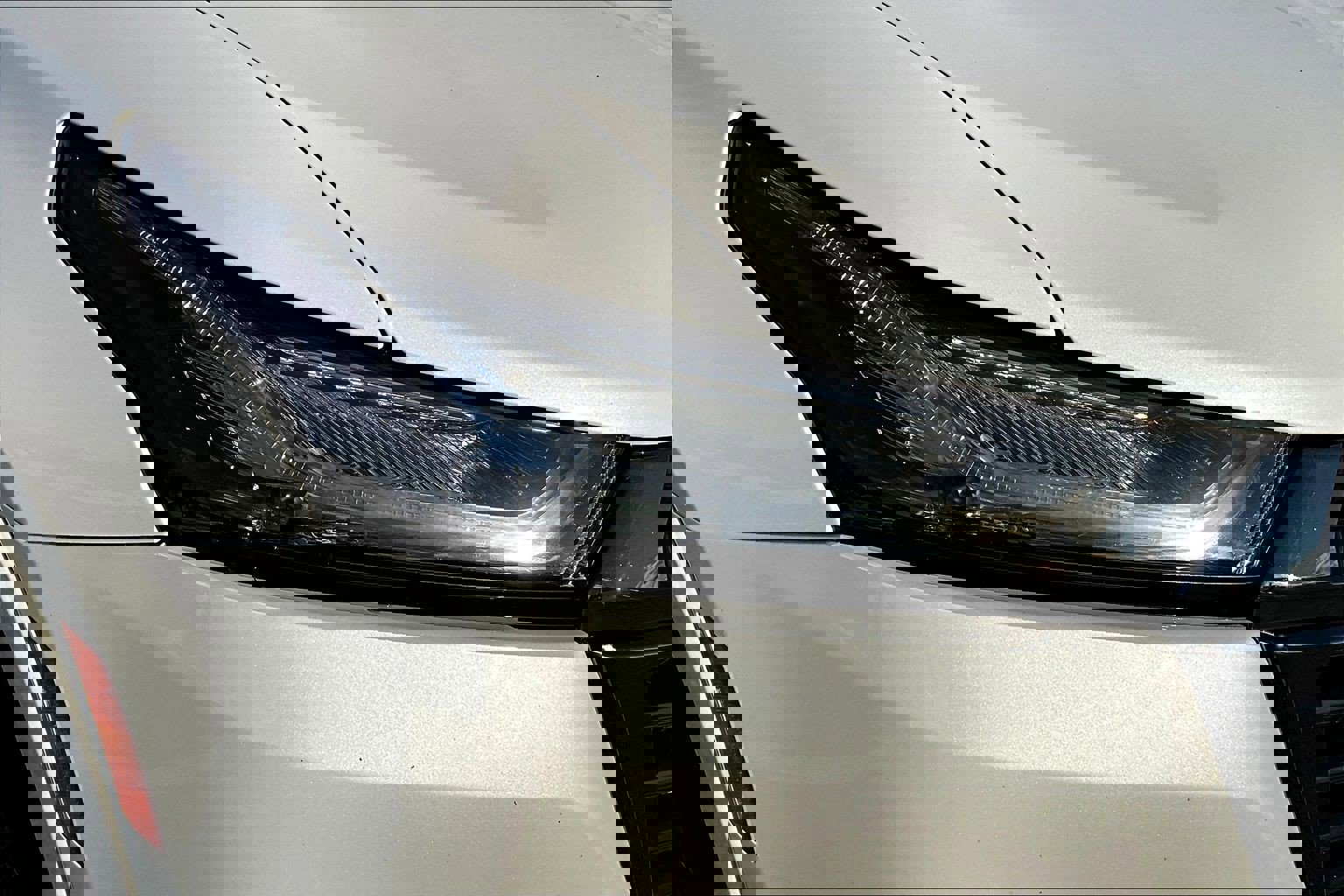 Used 2023 Chevrolet Traverse High Country image 36