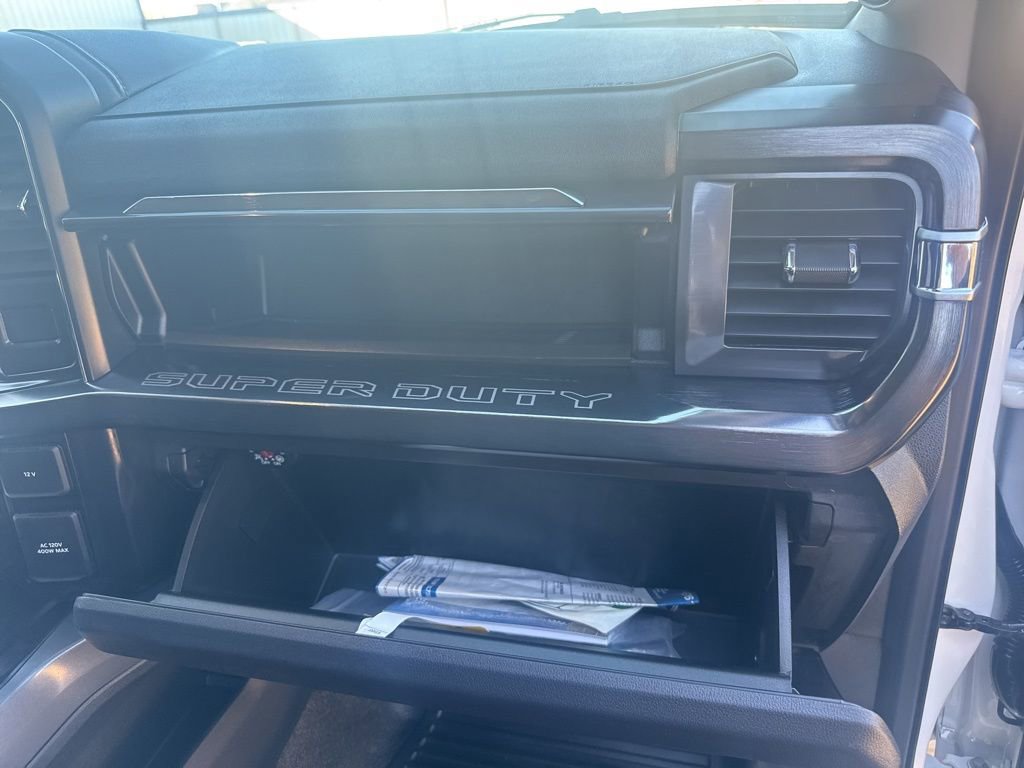 Used 2024 Ford F350 Lariat w/ FX4 Off-Road Package image 41