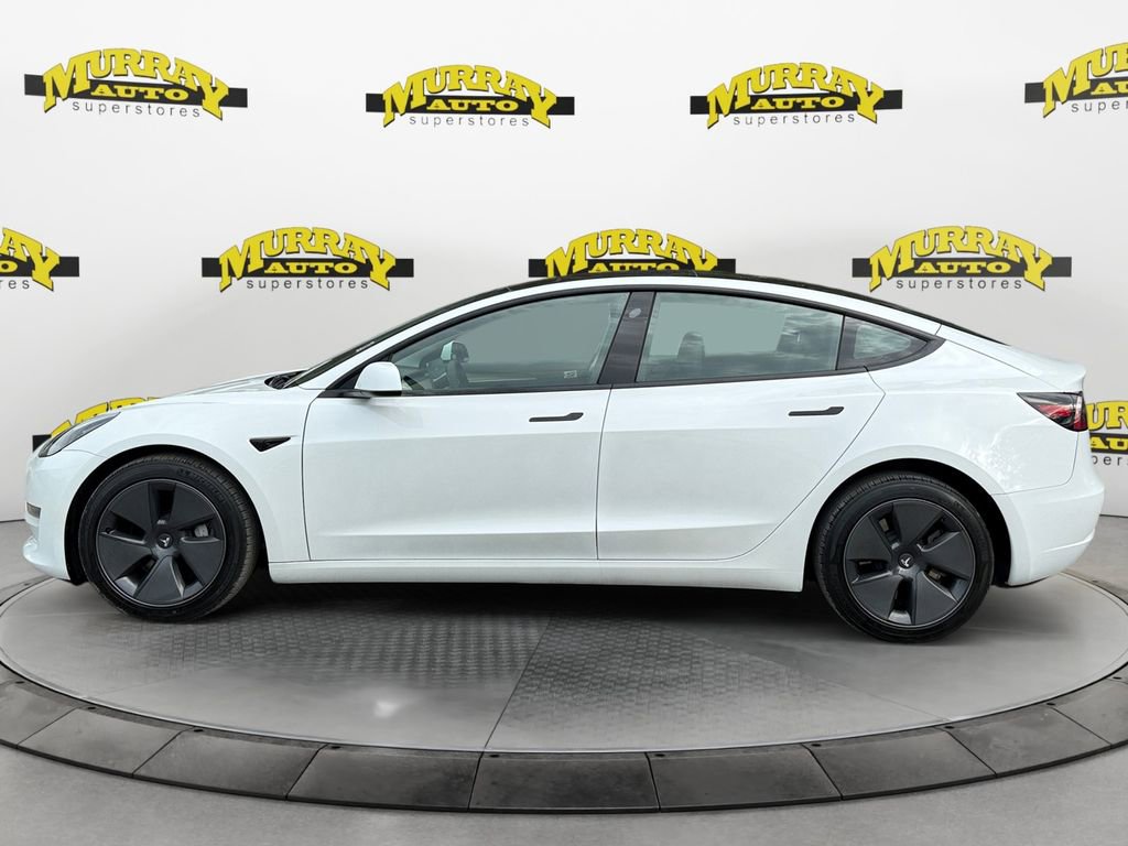 Used 2023 Tesla Model 3 Standard Range RWD image 2