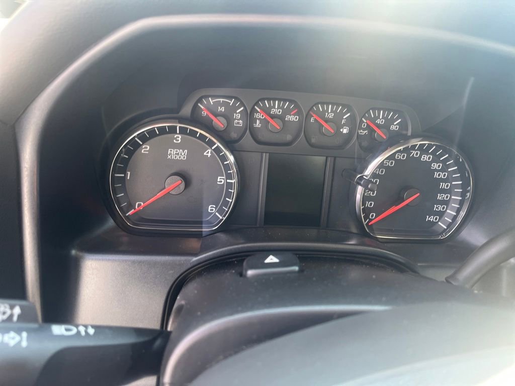 Used 2018 Chevrolet Silverado 1500 Custom w/ Custom Value Package image 13