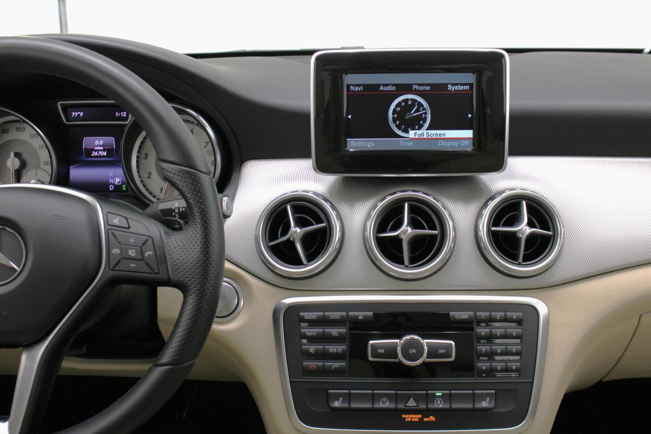 Used 2015 Mercedes-Benz GLA 250 image 52