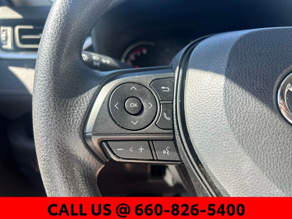 Used 2025 Toyota RAV4 XLE image 14