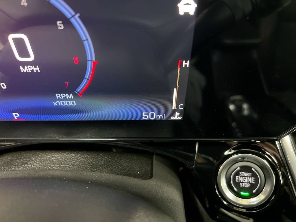 New 2026 Chevrolet Trax RS w/ Sunroof Package FWD image 13