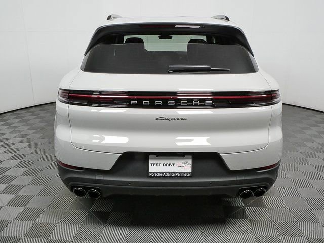 New 2026 Porsche Cayenne image 33