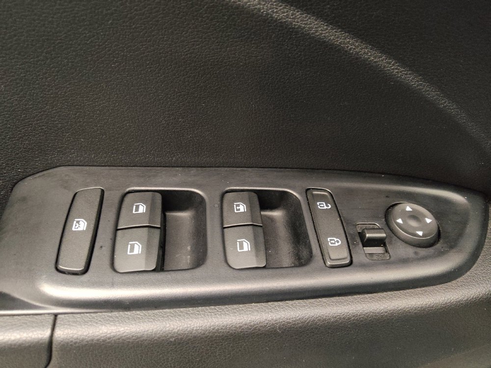 Used 2021 Hyundai Venue SE FWD image 27