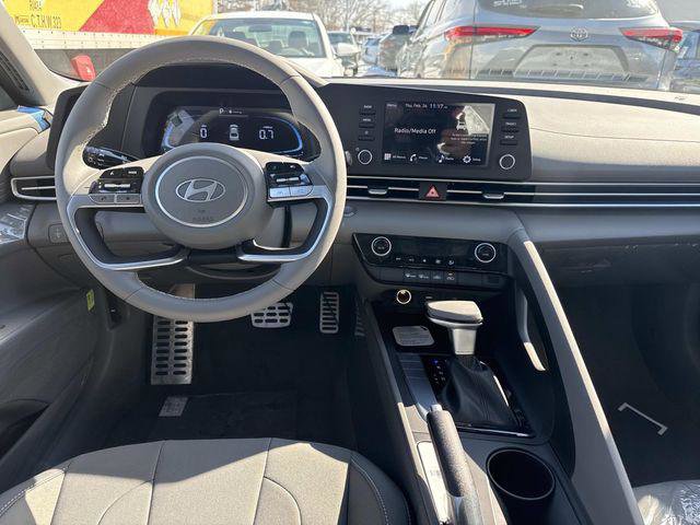 New 2026 Hyundai Elantra Sport image 6