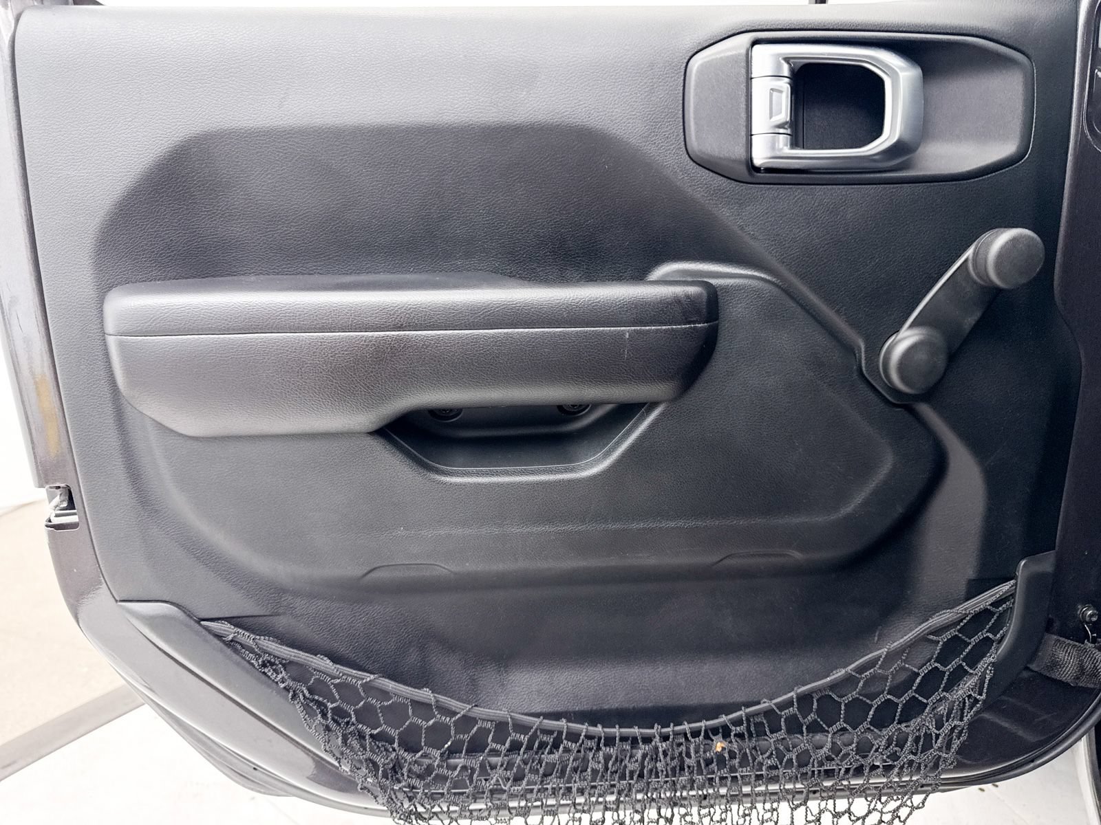 Used 2018 Jeep Wrangler Unlimited Sport AWD/4WD image 19