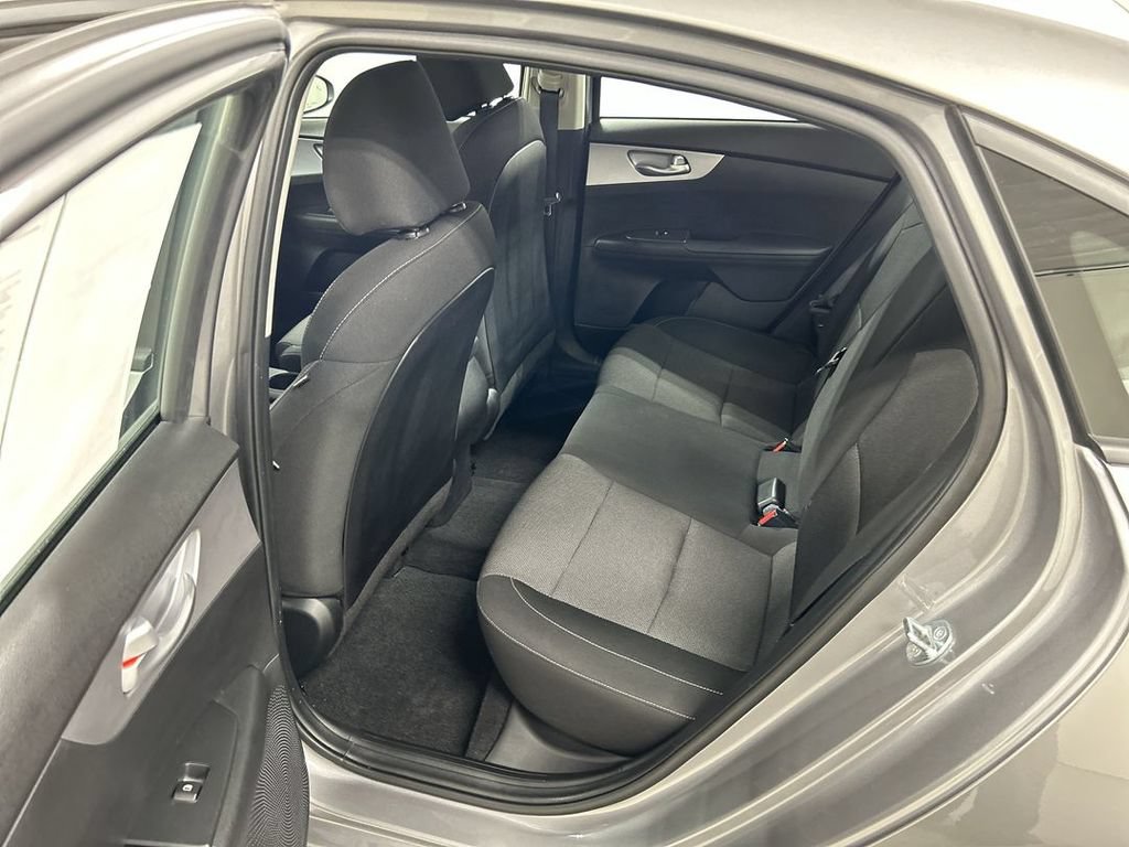 Certified 2023 Kia Forte LXS w/ LXS Technology Package FWD image 19