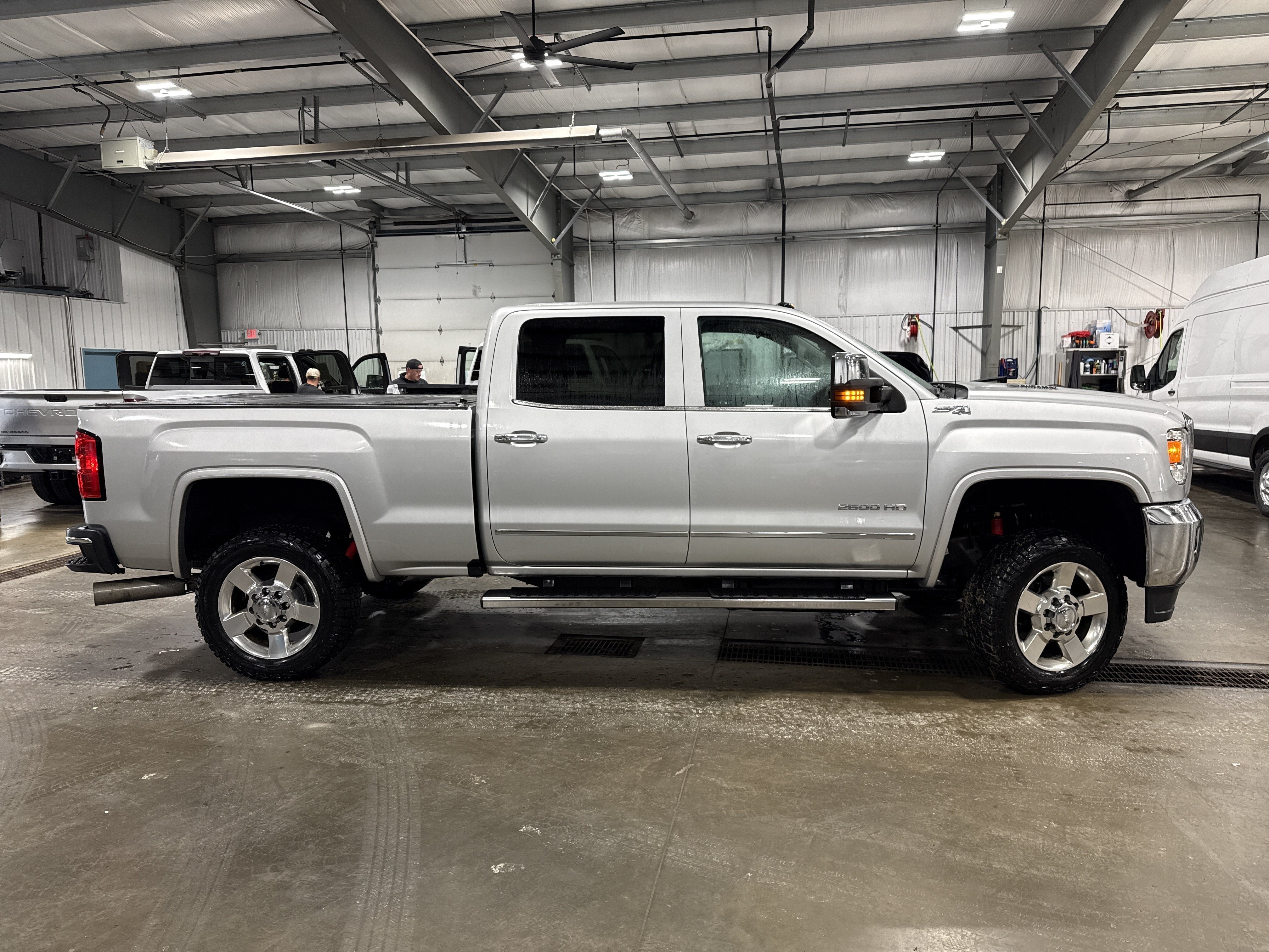 Used 2016 GMC Sierra 2500 SLT w/ Snow Plow Prep Package AWD/4WD image 2
