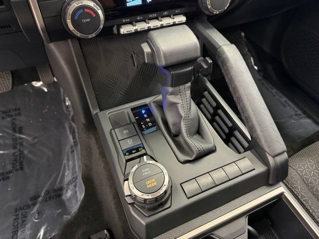 Certified 2026 Toyota 4Runner SR5 AWD/4WD image 16