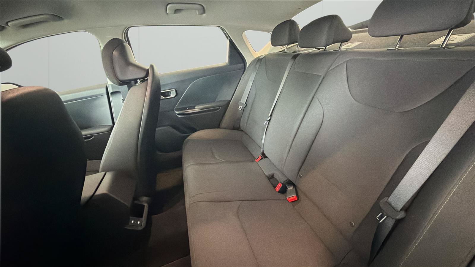 New 2026 Kia K4 FWD image 11