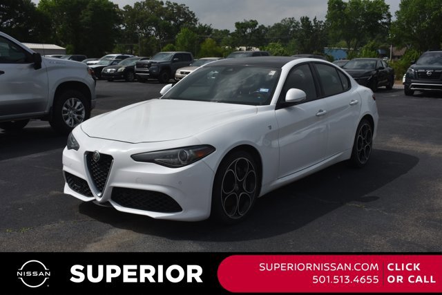 Used 2022 Alfa Romeo Giulia Ti AWD/4WD image 1