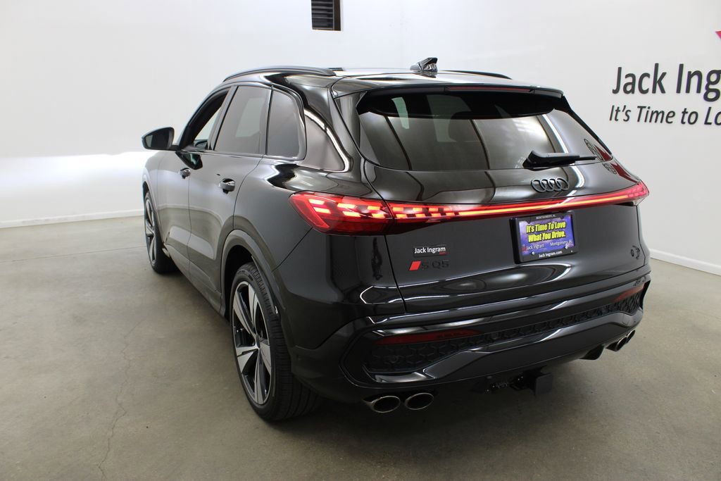 New 2026 Audi SQ5 Premium Plus image 3