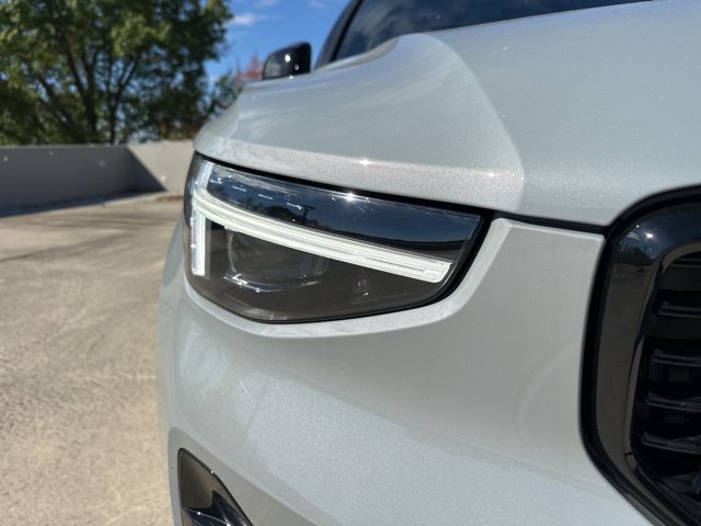 New 2026 Volvo XC40 B5 Ultra w/ Climate Package AWD/4WD image 10