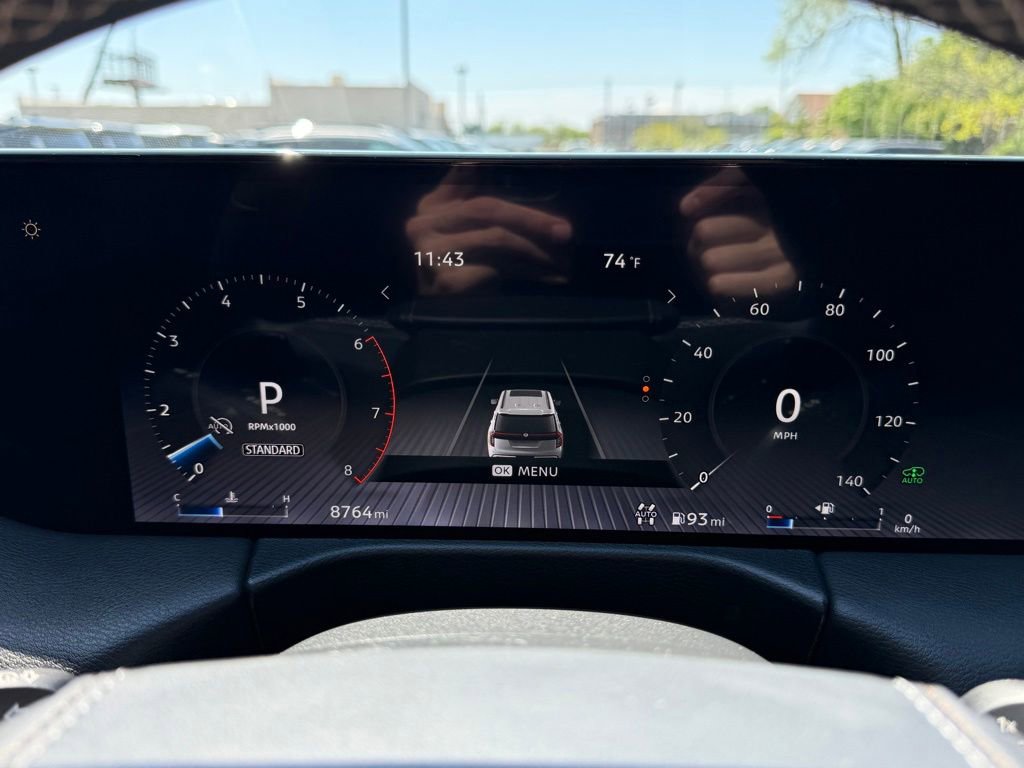 Used 2025 Nissan Armada Platinum Reserve AWD/4WD image 19