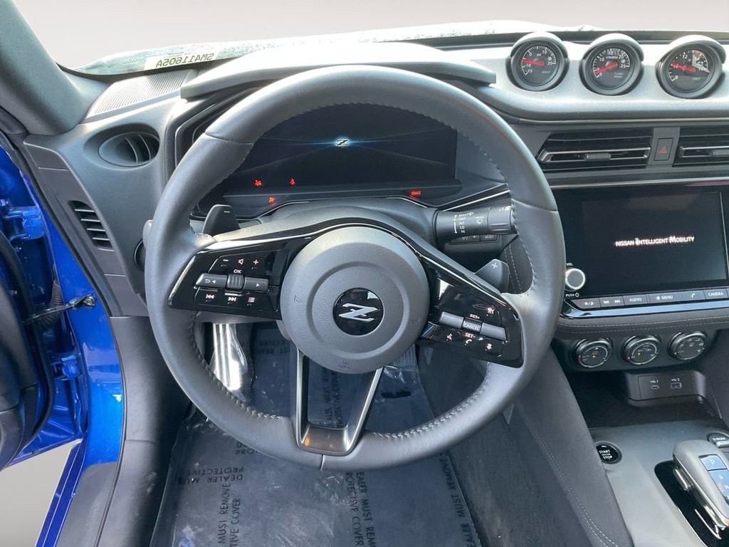 Used 2025 Nissan Z Sport w/ Floor Mat Package image 17