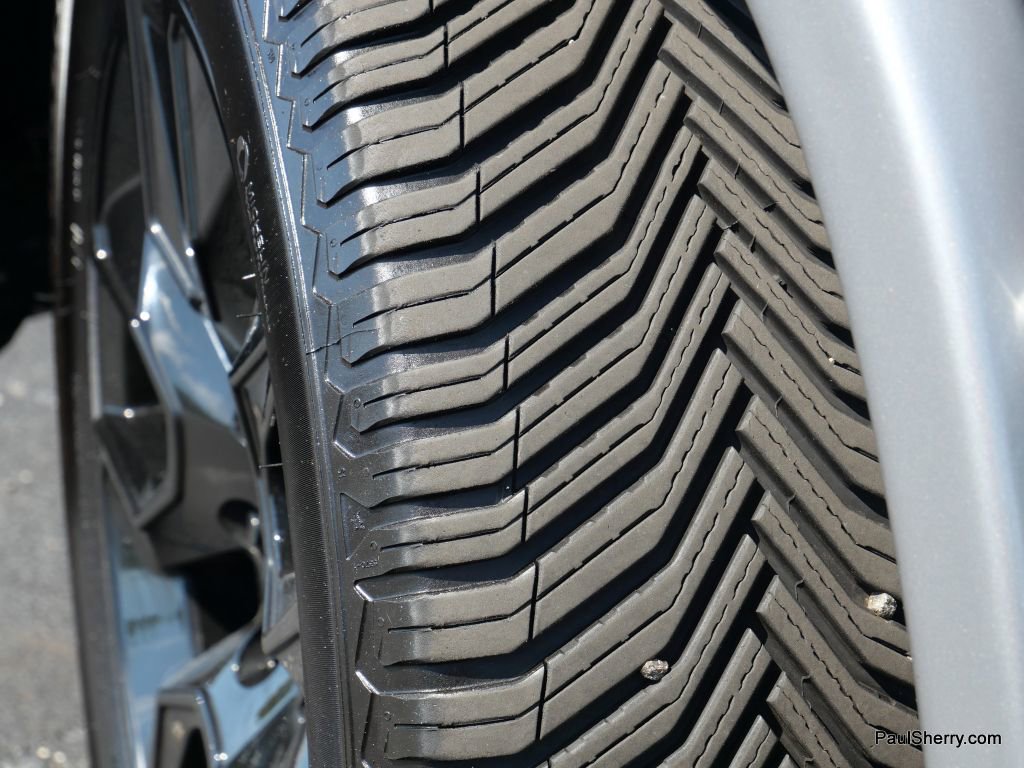 Used 2023 Chevrolet Express 2500 image 23