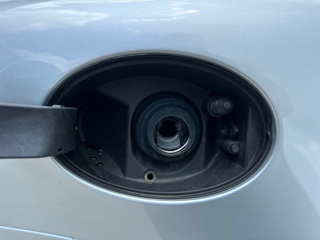 Used 2019 McLaren 570S Spider RWD image 37