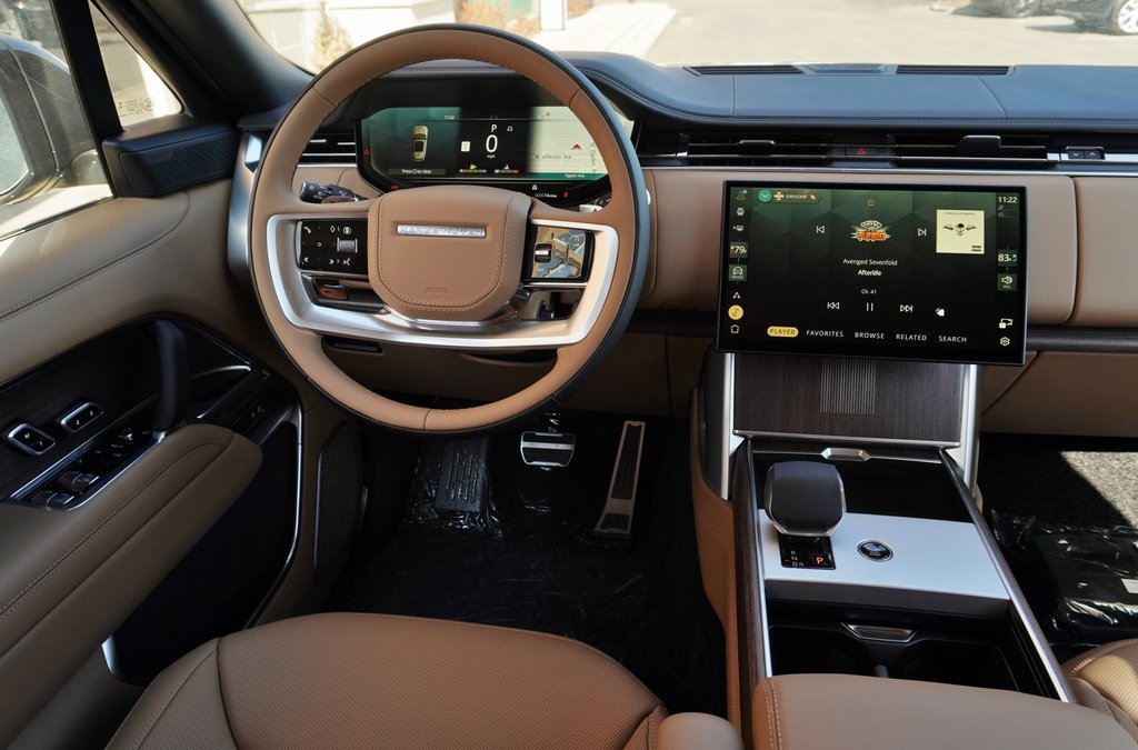 New 2026 Land Rover Range Rover Long Wheelbase Autobiography image 15