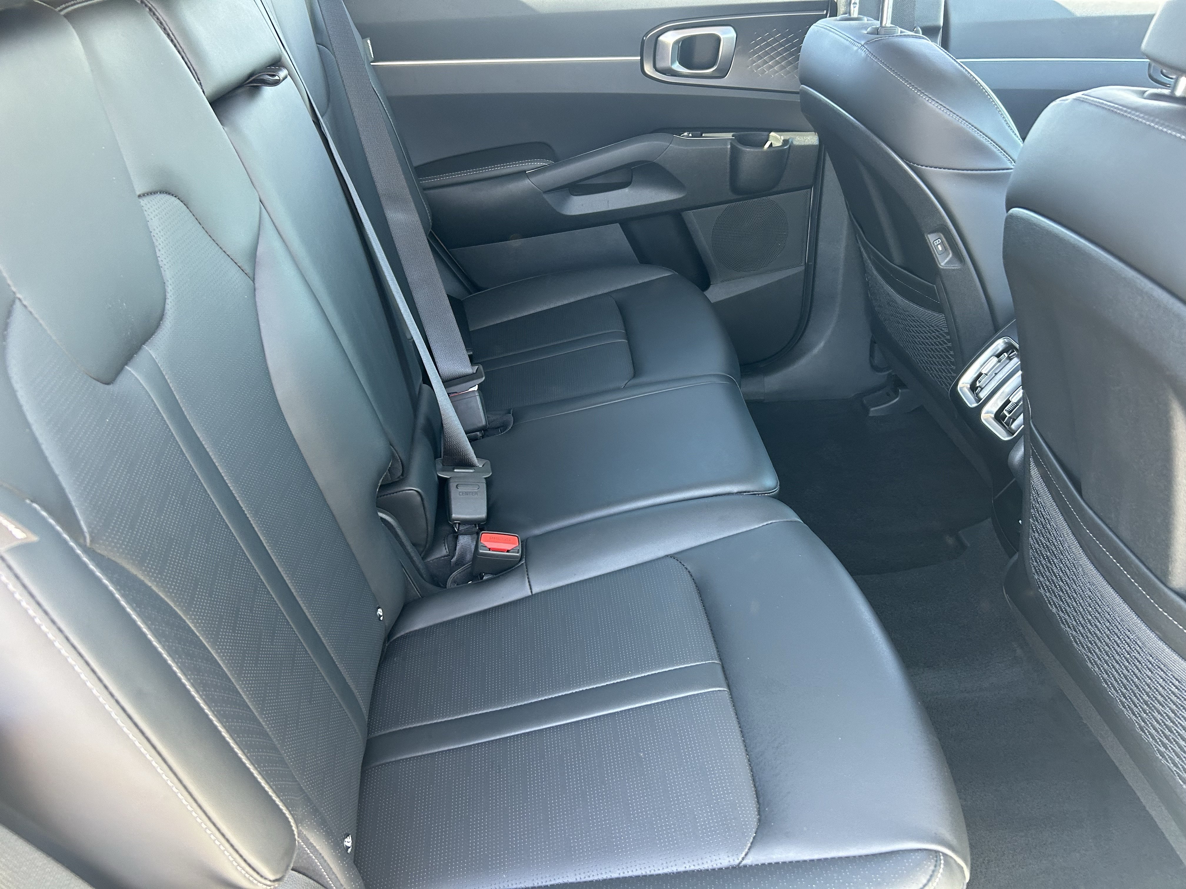 Certified 2026 Kia Sorento S w/ S Panoramic Sunroof Package FWD image 14