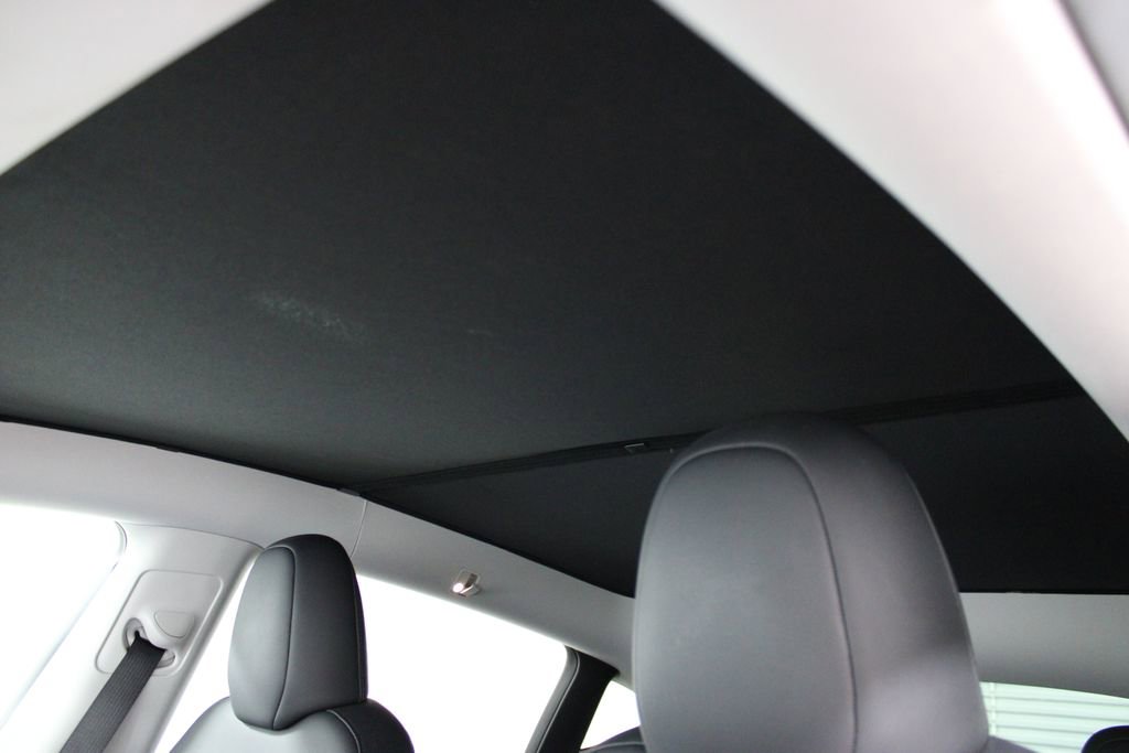 Used 2024 Tesla Model Y Long Range image 44