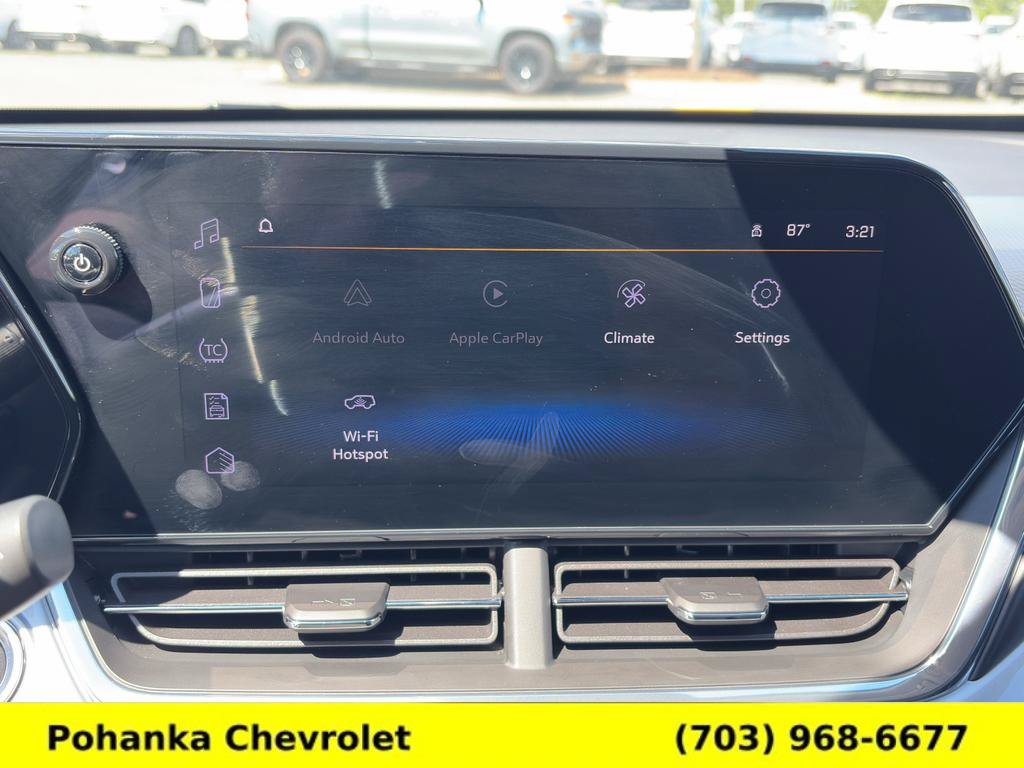 Used 2025 Chevrolet Trax LT FWD image 15