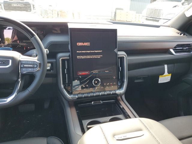 New 2026 GMC Yukon Denali w/ Denali Reserve Package AWD/4WD image 14