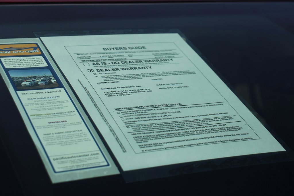 Used 2021 Chrysler Pacifica Touring w/ Uconnect Theater Family Group image 50